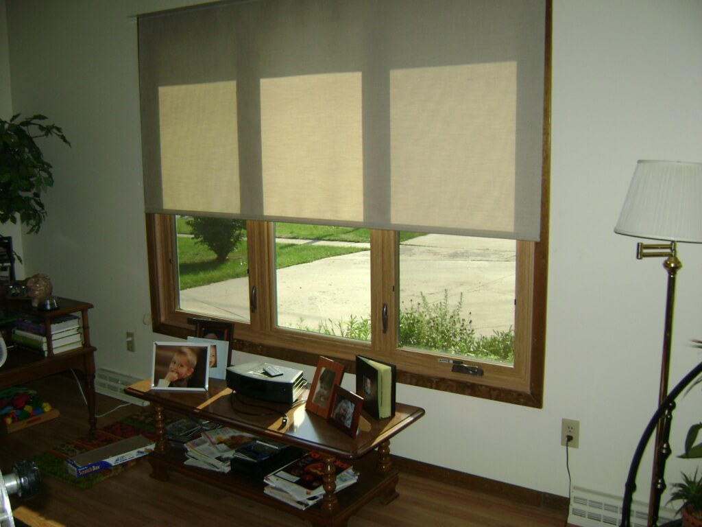 indoormotorizedblinds2 Retractable Awnings & Shade Screens (888) 3659008 Des Moines IA